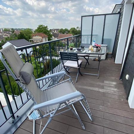 Apartmán 35M2 Neuf, Plein Sud, Dernier Etage Avec Terrasse Noisy-le-Grand Exteriér fotografie